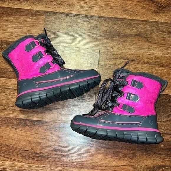 Skechers Gray and Hot Pink Heart Mid Calf Faux Fur Lace Up Boot Size 11 Toddler - Picture 1 of 7